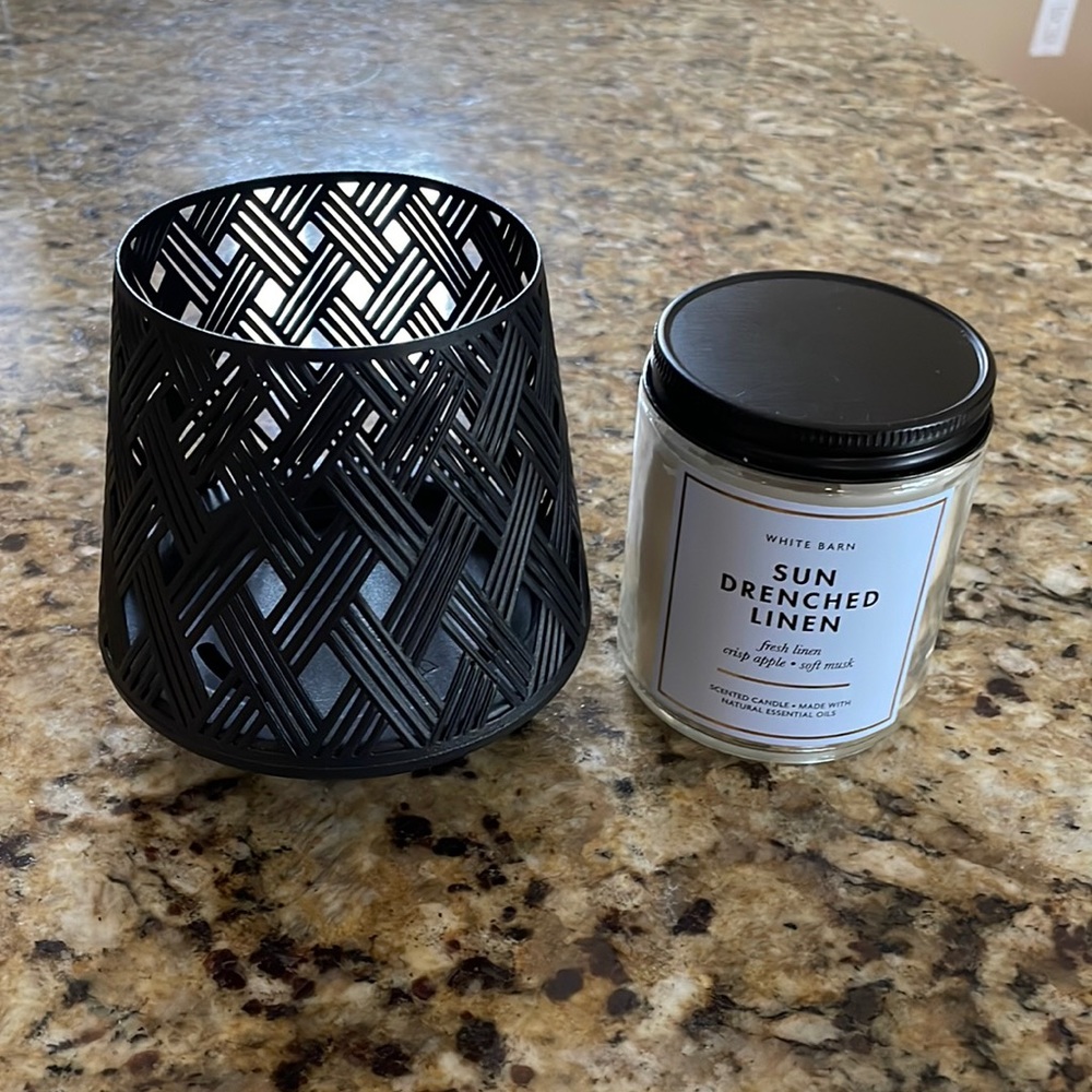 Bath & Body Works ~ Candle and Candle Holder Set - Sun Drenched Linen - Weave